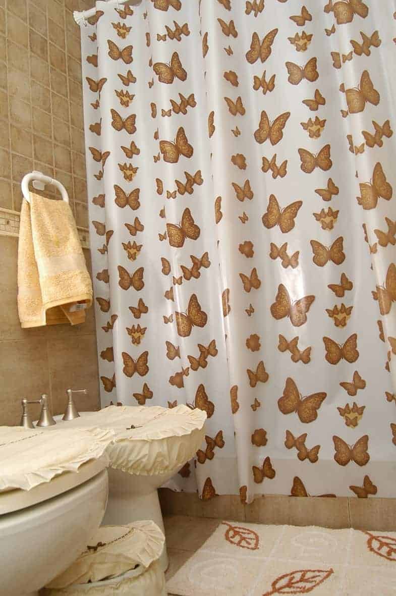 CORTINA BAÑO PLASTICA BASIC DOBLE CON PROTECTOR Y GANCHOS - (ELP-017) - Imagen 2